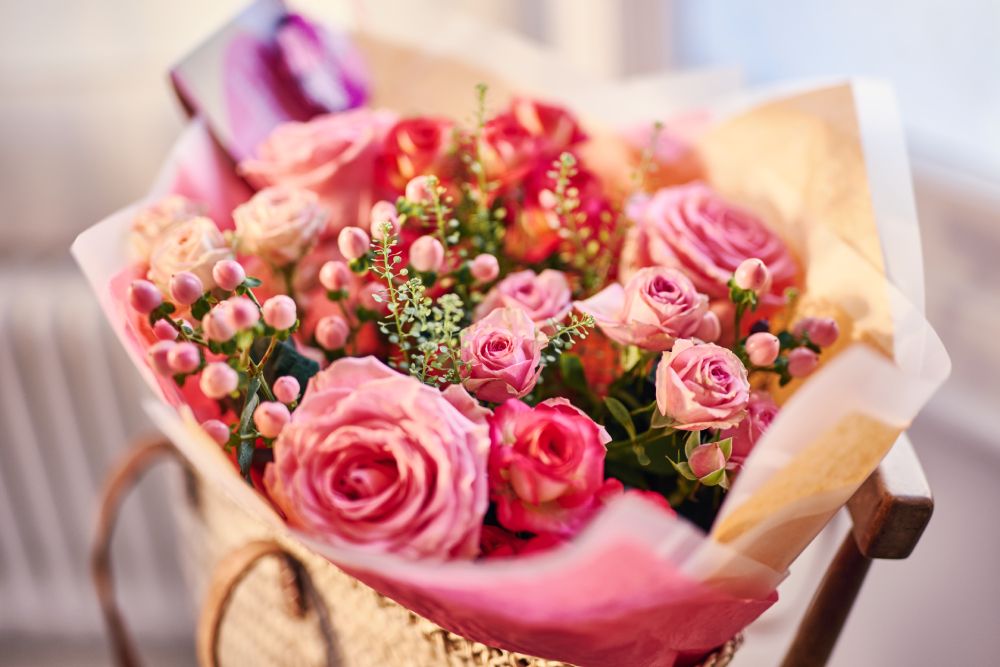 Foundation Love Bouquet with Heart Decoration