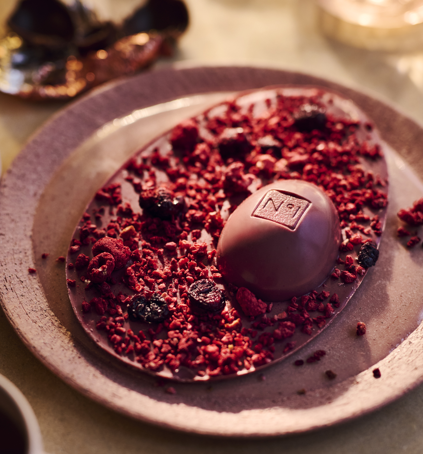 No.1 Ruby Chocolate & Berries Flat Egg