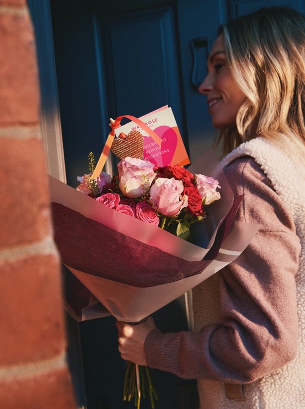 Foundation Love Bouquet with Heart Decoration
